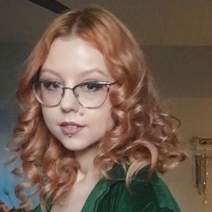 Meet your Posher, Alisa